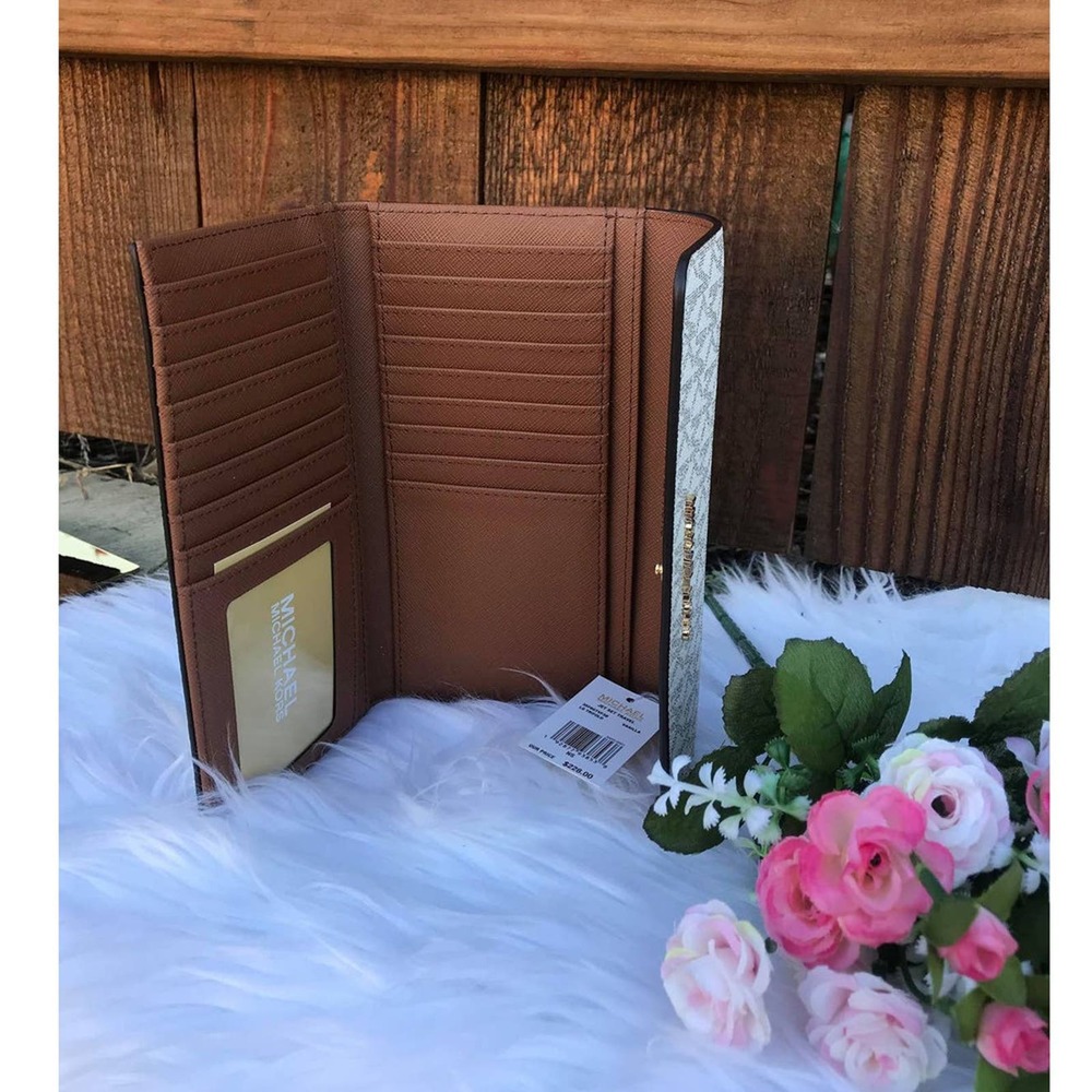 MICHAEL KORS LARGE TRIFOLD WALLET VANILLA LEATHER